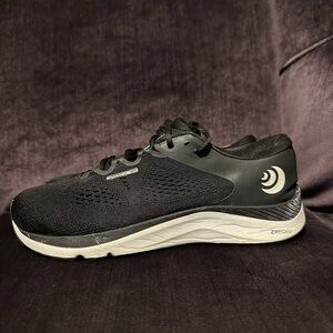 Topo Athletic Womens Fli Lyte 4 Black Running Shoes Sneakers Size 8
